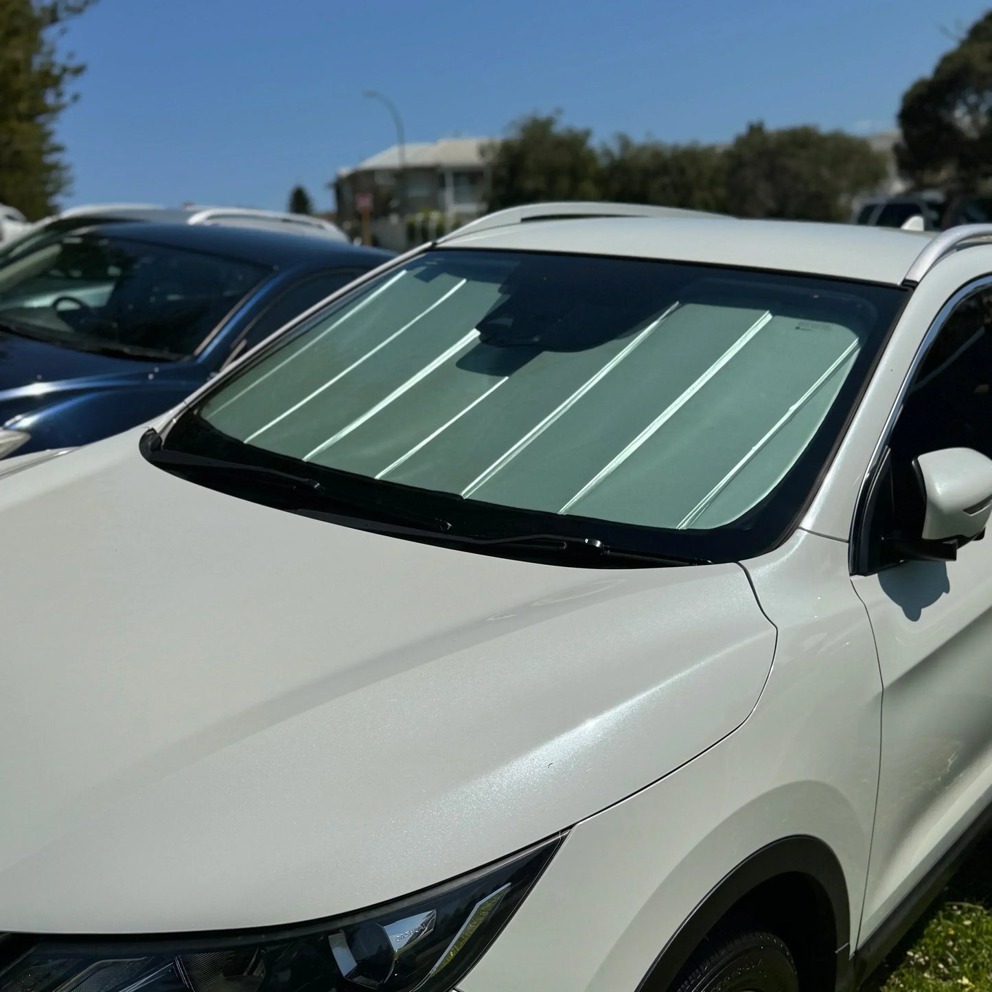 Front Windscreen Shade for Ford Ranger 2021 ->